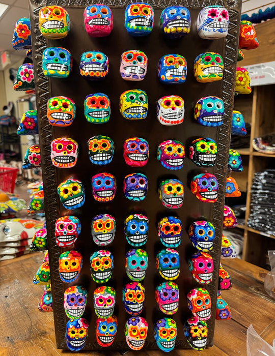 6 Pack Small Ceramic Day of Dead skull Magnet. Only $4.50.!!