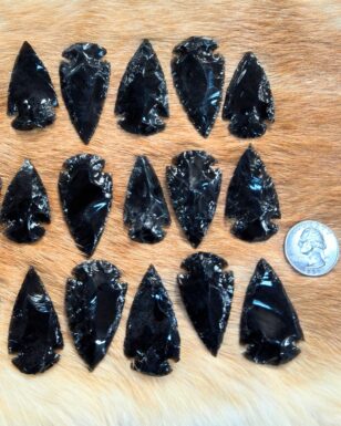 2" BLACK OBSIDIAN ARROWHEAD