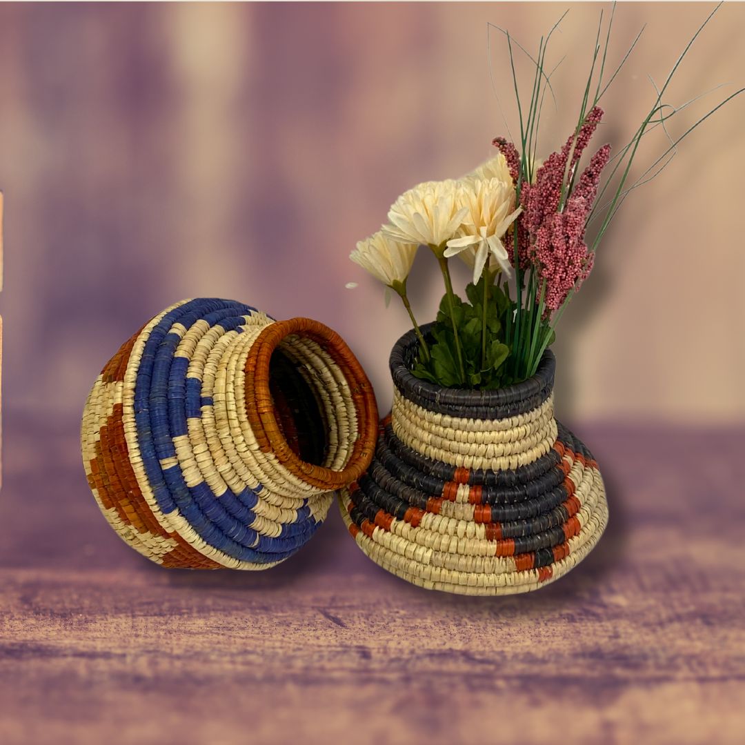 12 - Southwest style Handcrafted Extra Fine Small Cobra Baskets. - Image 2